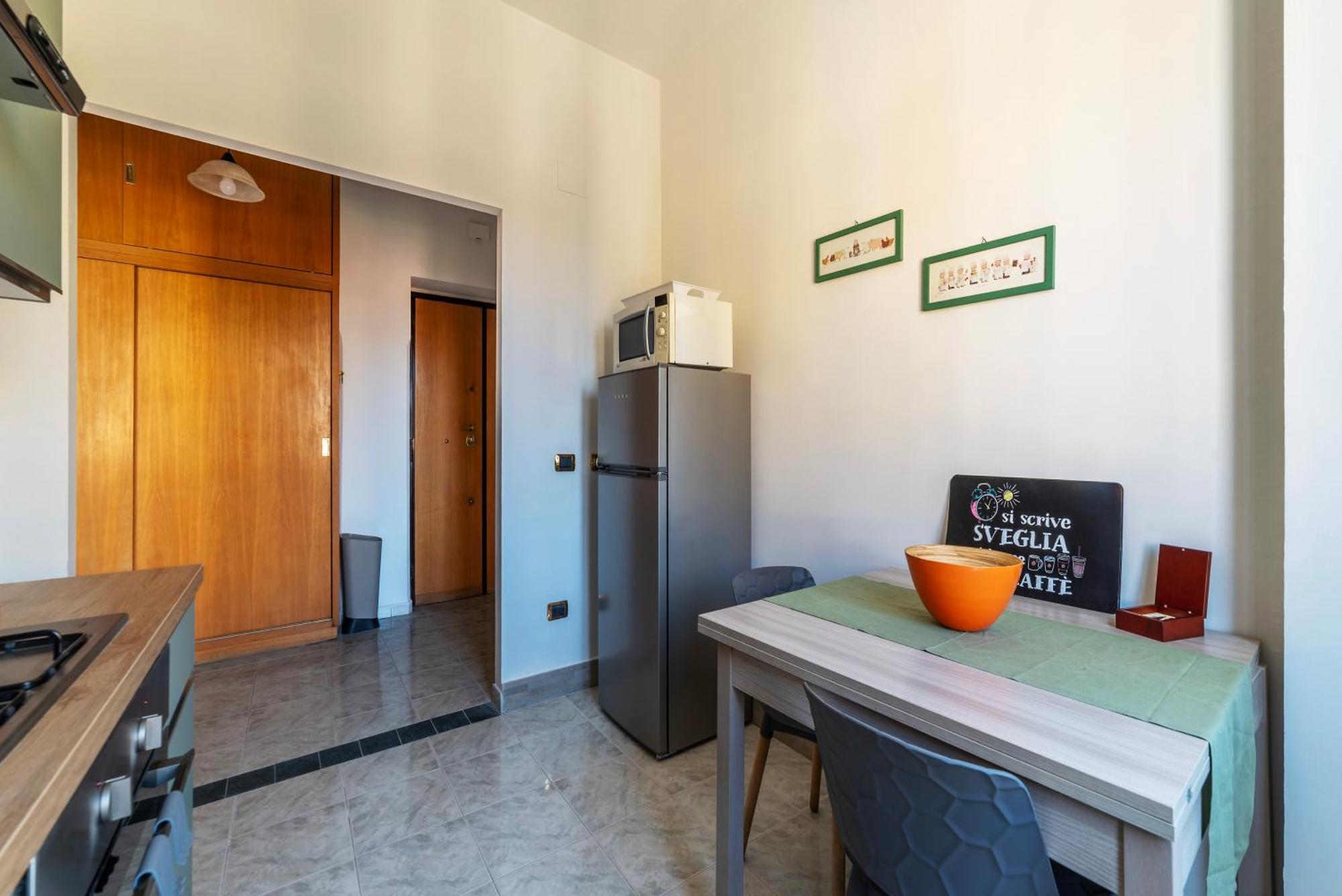 Apartment Vista Sulla Basilica Di San Giovanni Mm Lodi Rom